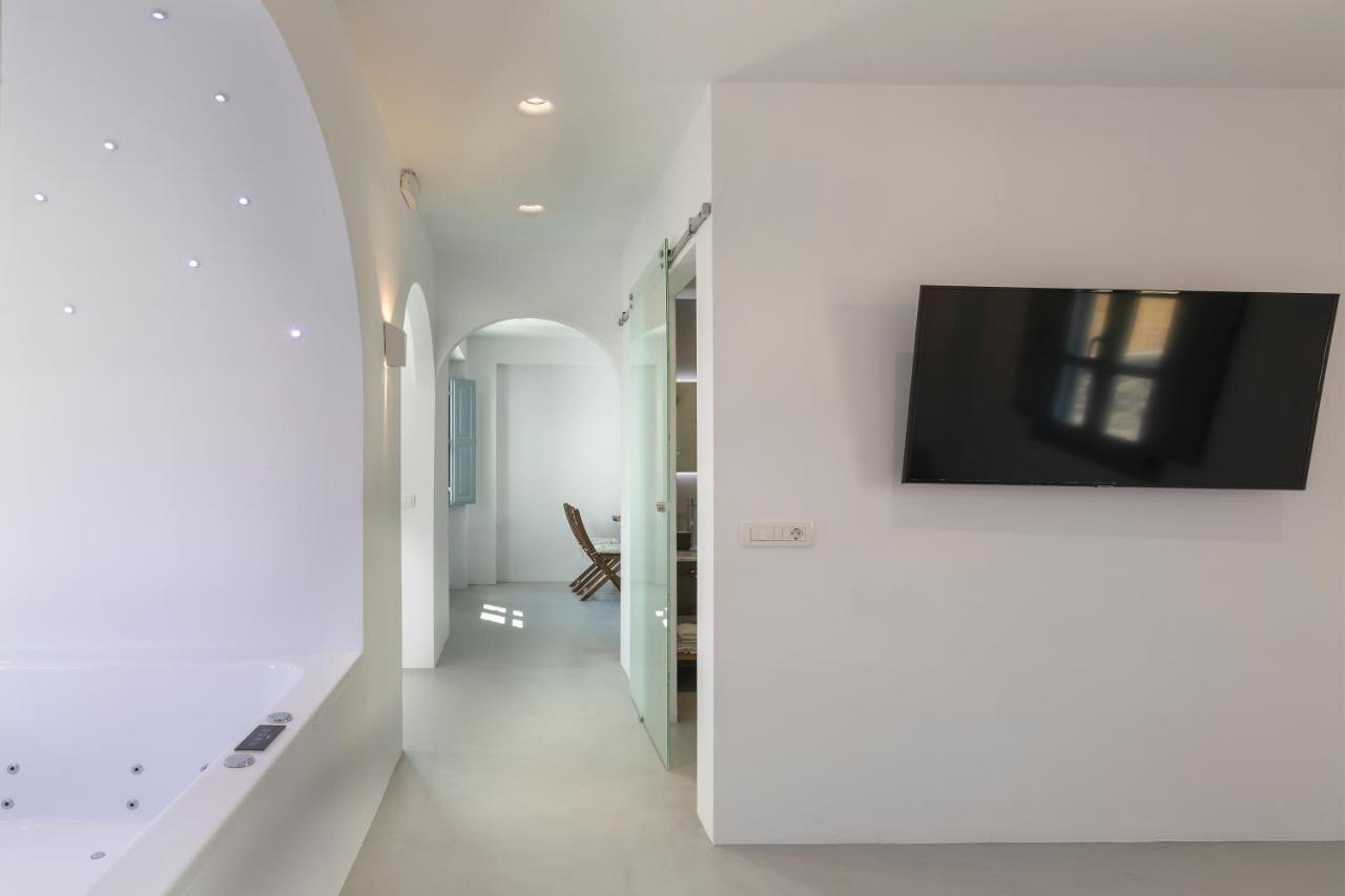 Blackstone Luxury Suites Emporio  外观 照片