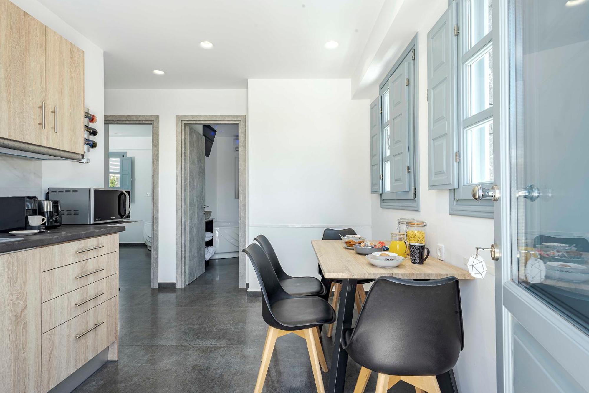 Blackstone Luxury Suites Emporio  外观 照片