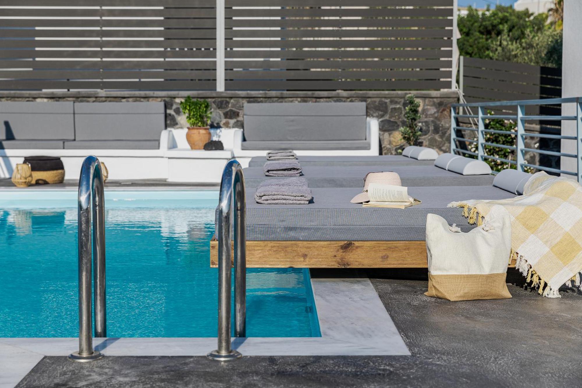 Blackstone Luxury Suites Emporio  外观 照片