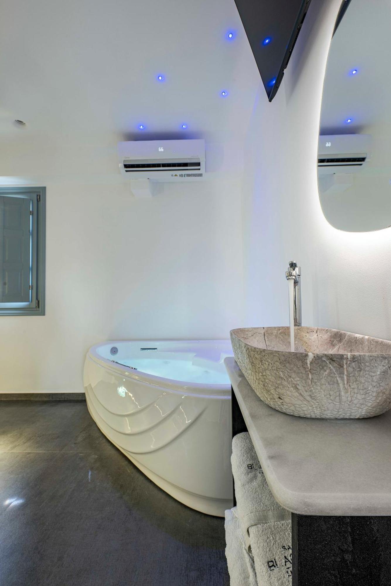 Blackstone Luxury Suites Emporio  外观 照片