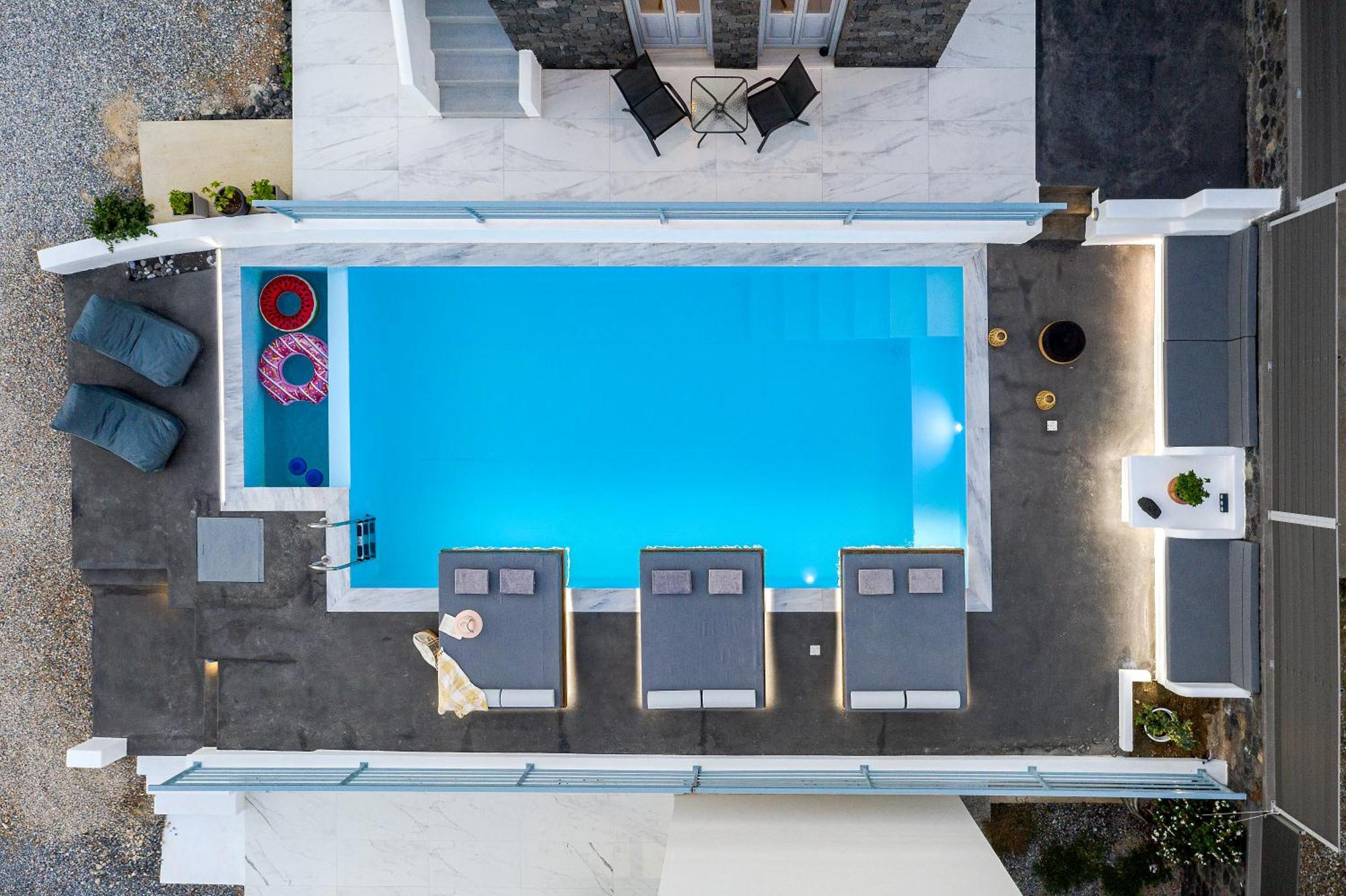 Blackstone Luxury Suites Emporio  外观 照片
