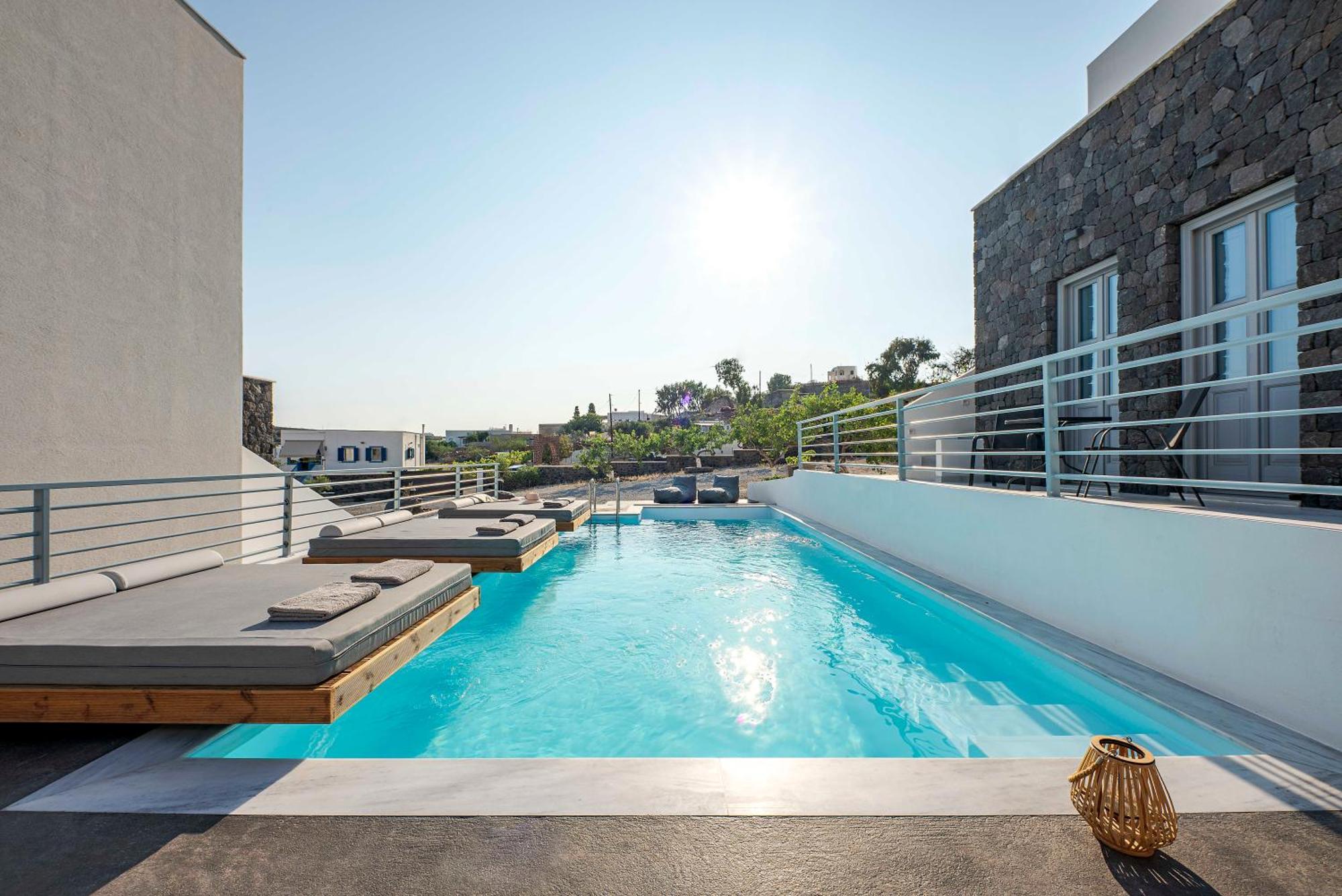 Blackstone Luxury Suites Emporio  外观 照片
